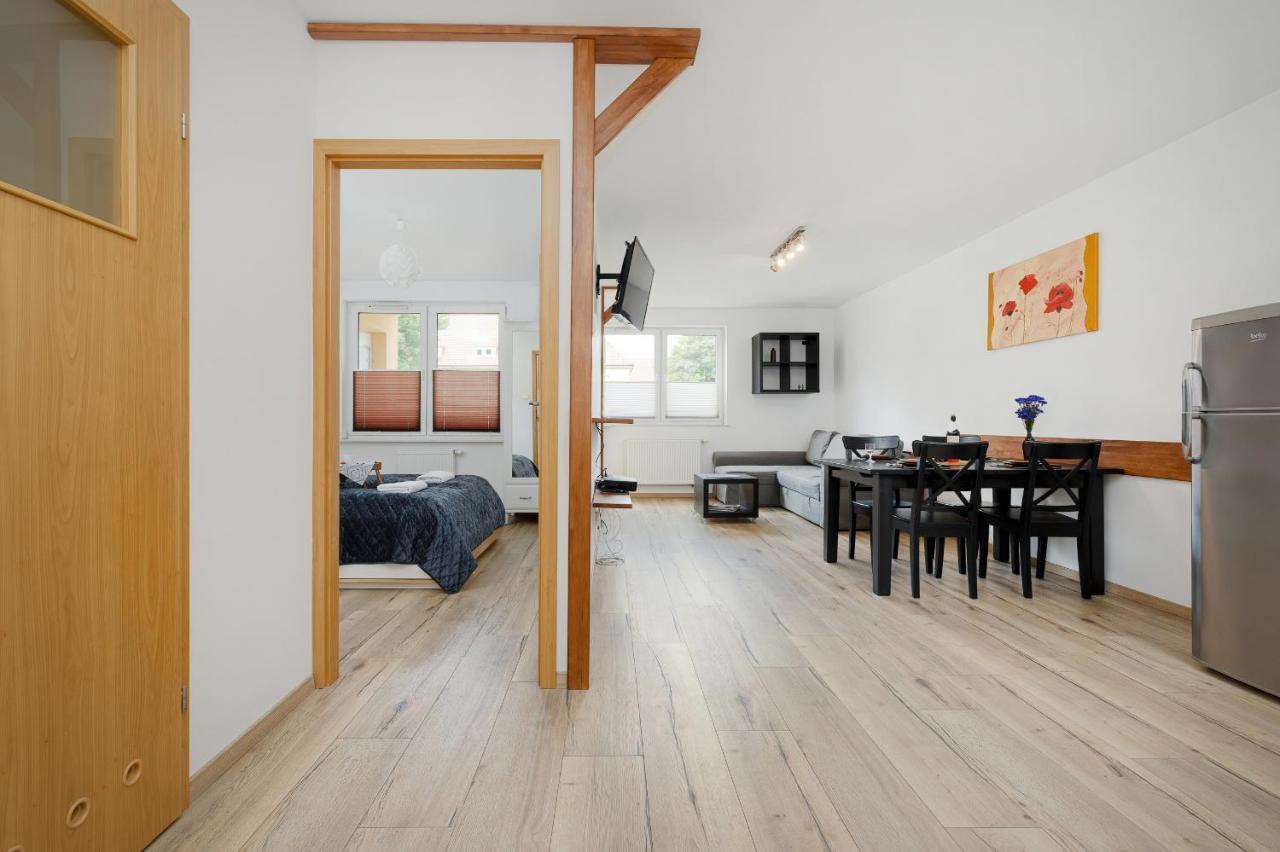 Apartamenty Wisniowy Sad By Noclegi Renters 코워브제크 외부 사진